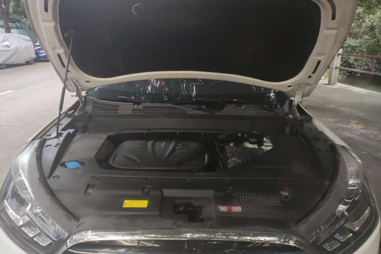 Used Zotye T300 2017 1.5L Manual Luxury Model Engine Bay