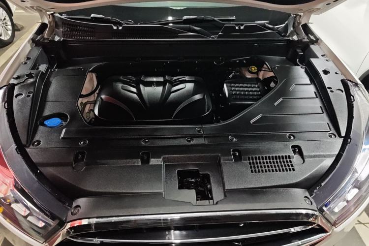 Used Zotye T300 2017 1.5T CVT Luxury Model Engine Bay