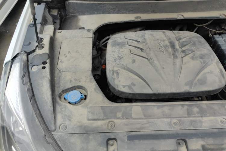 Used Zotye T300 2017 1.5L Manual Luxury Model Engine Bay Right