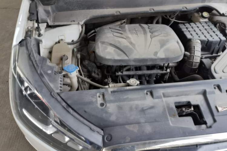 Used Zotye T300 2017 1.5L Manual Luxury Model Engine Bay Right