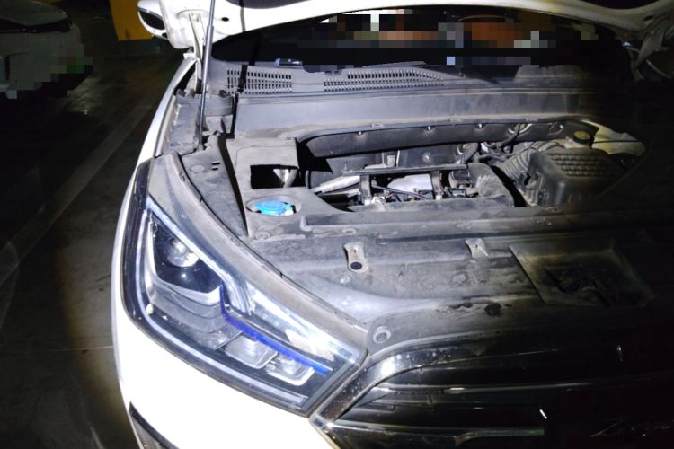 Used Zotye T300 2017 1.5T CVT Luxury Model Engine Bay Right