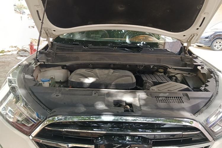 Used Zotye T300 2017 1.5L Manual Luxury Model Engine Bay