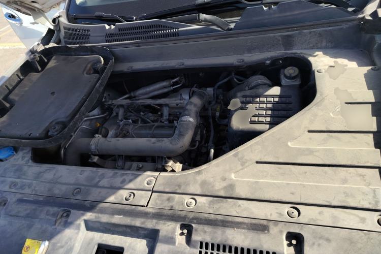 Used Zotye T300 2017 1.5T CVT Luxury Model Engine Bay