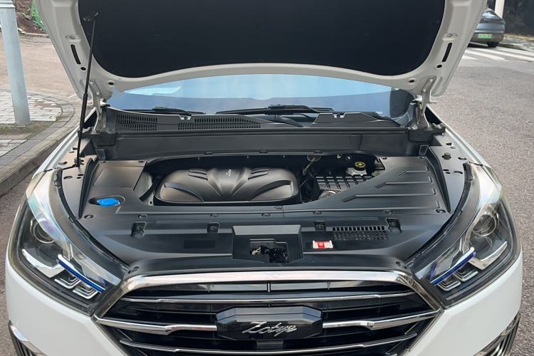 Used Zotye T300 2017 1.5L Manual Luxury Model Engine Bay