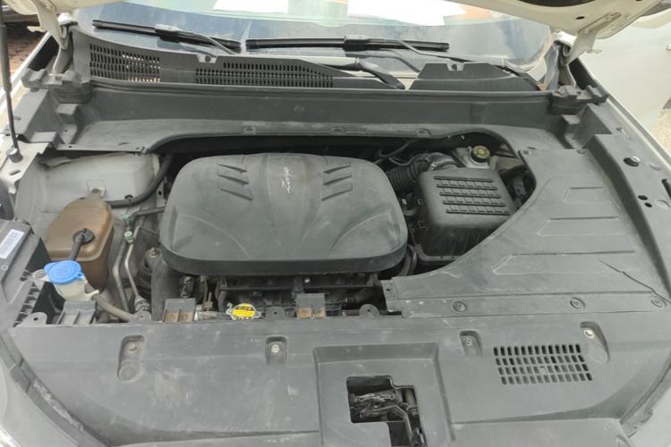 Used Zotye T300 2017 1.5T CVT Luxury Model Engine Bay