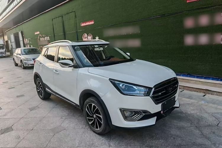 Used Zotye T300 2017 1.5L Manual Luxury Model Exterior 2
