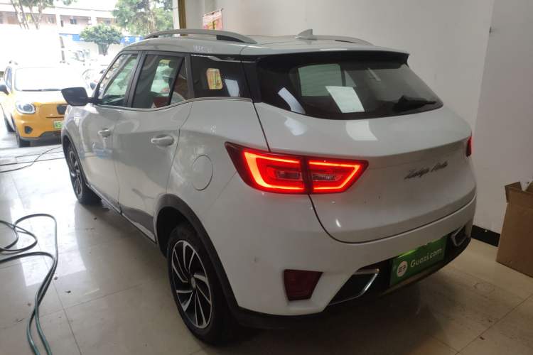 Used Zotye T300 2017 1.5T CVT Luxury Model Exterior 2