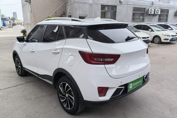 Used Zotye T300 2017 1.5L Manual Luxury Model Exterior 3