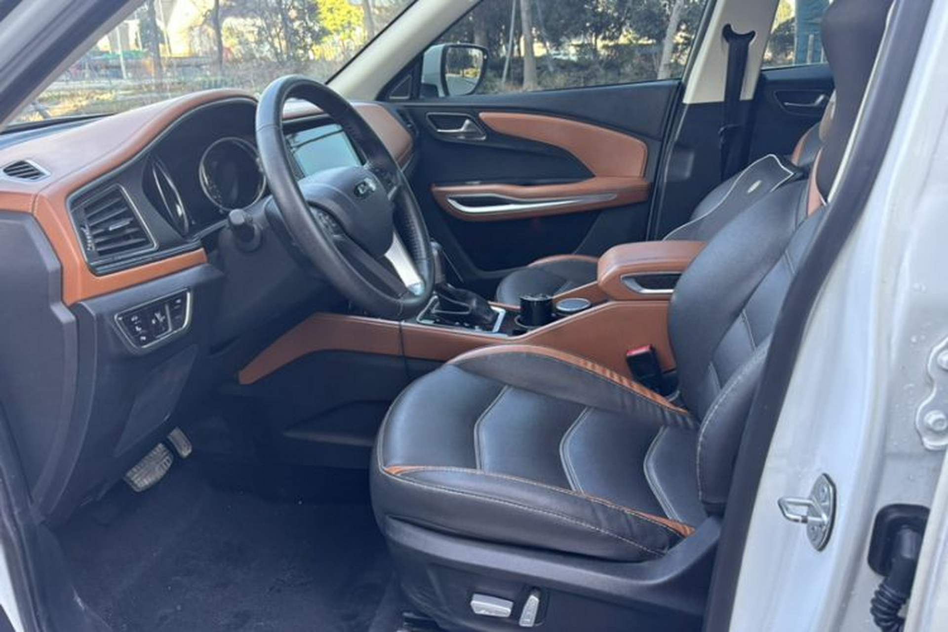 Used Zotye T300 2017 1.5T CVT Luxury Model Exterior 3