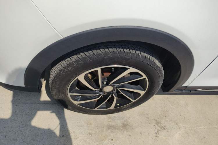 Used Zotye T300 2017 1.5L Manual Luxury Model Exterior 4