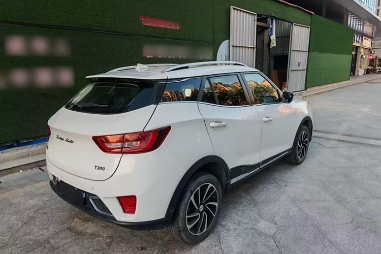 Used Zotye T300 2017 1.5L Manual Luxury Model Exterior 5