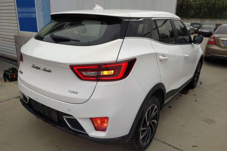 Used Zotye T300 2017 1.5L Manual Luxury Model Exterior 5