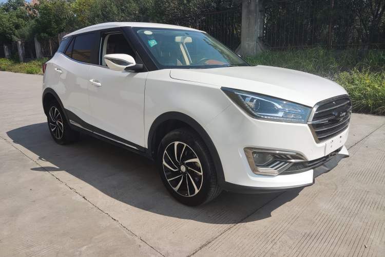 Used Zotye T300 2017 1.5L Manual Luxury Model Exterior 7