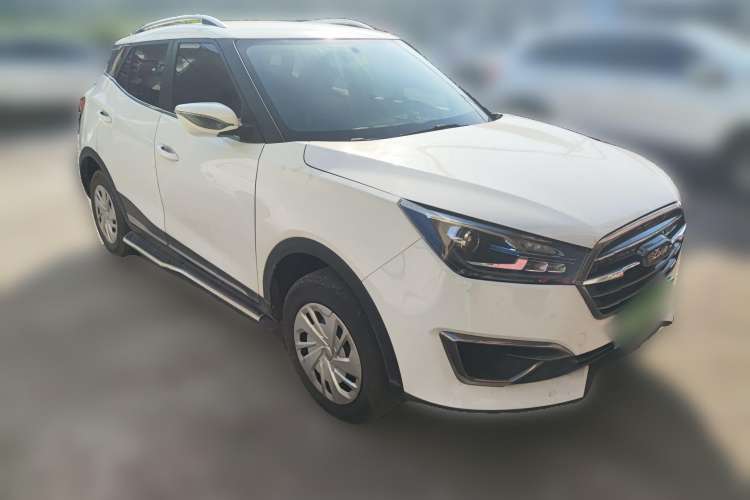 Used Zotye T300 2017 1.5L Manual Elite Model Front Right 45 Deg