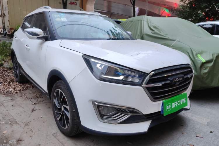Used Zotye T300 2017 1.5T CVT Luxury Model Front Right 45 Deg