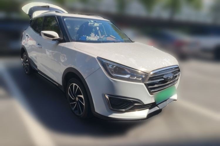 Used Zotye T300 2017 1.5T CVT Luxury Model Front Right 45 Deg