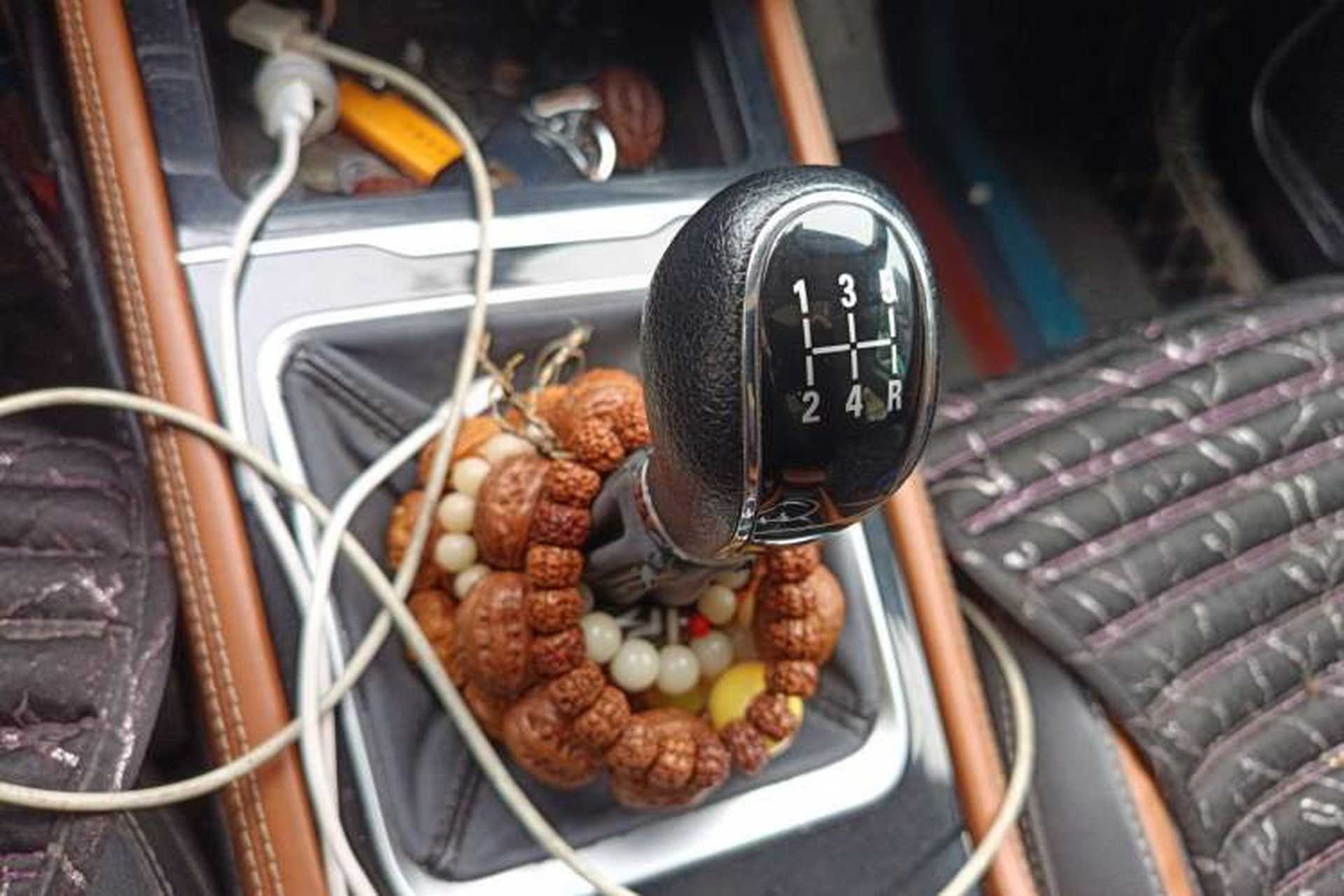 Used Zotye T300 2017 1.5L Manual Luxury Model Gear Lever