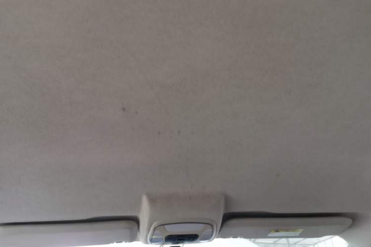 Used Zotye T300 2017 1.5L Manual Luxury Model Headliner