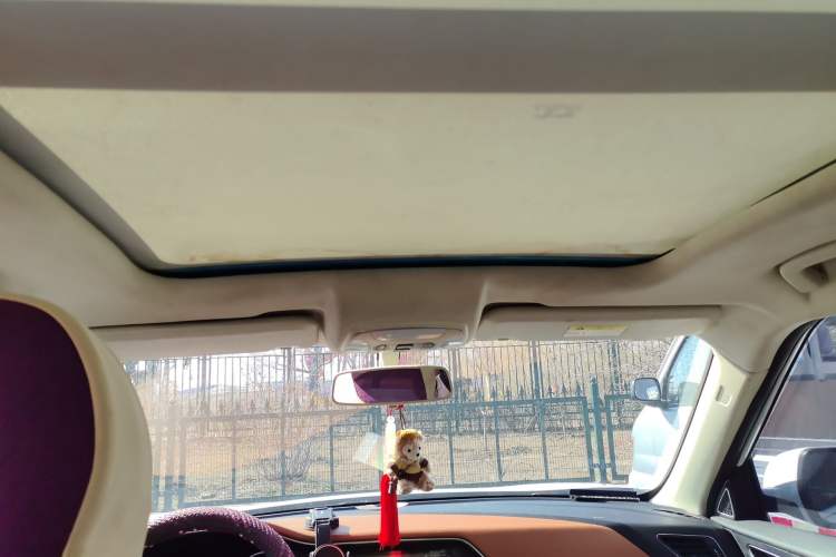 Used Zotye T300 2017 1.5L Manual Luxury Model Headliner