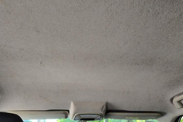Used Zotye T300 2017 1.5L Manual Luxury Model Headliner