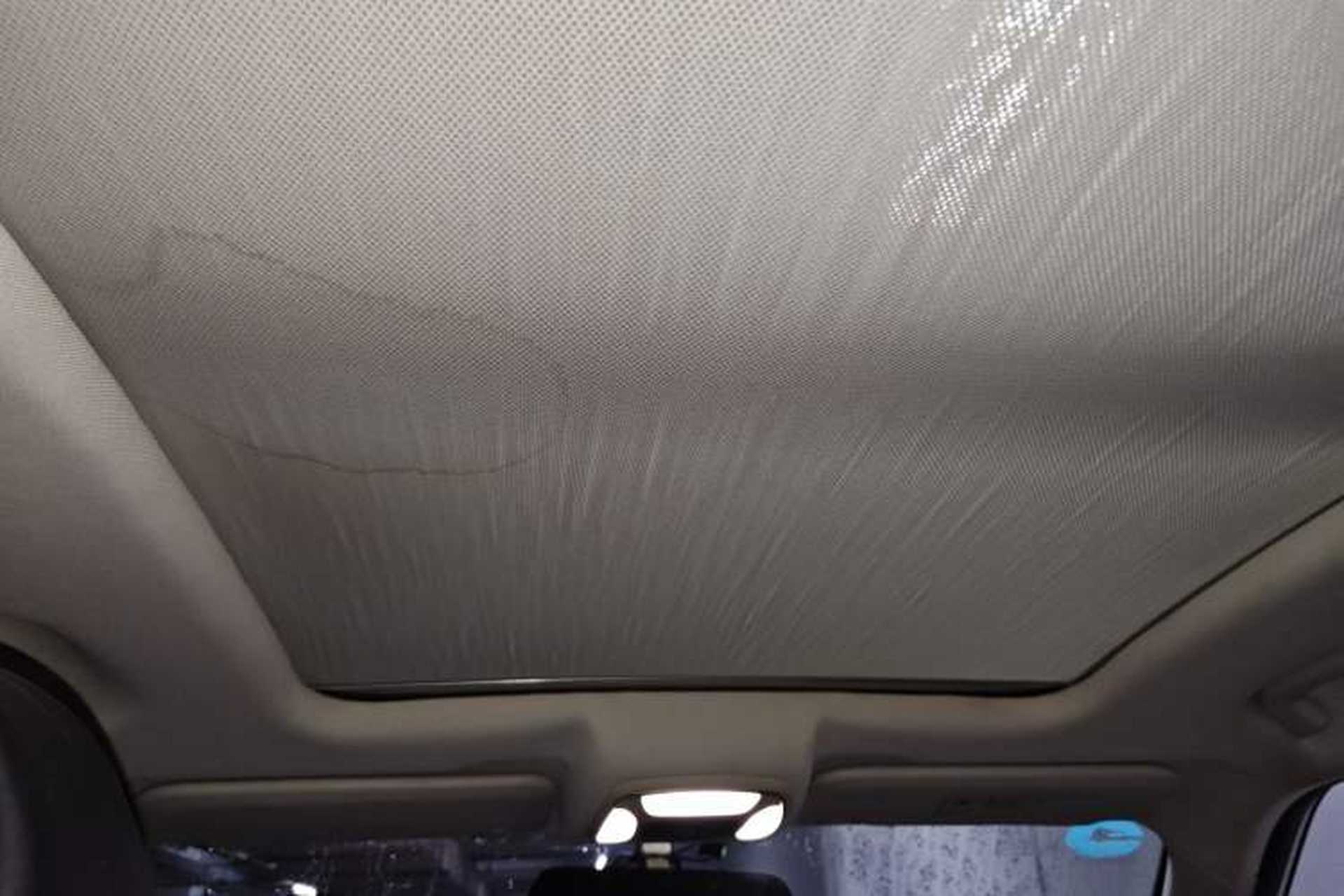 Used Zotye T300 2017 1.5T CVT Luxury Model Headliner