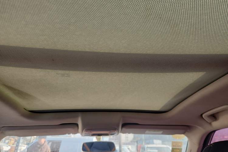 Used Zotye T300 2017 1.5T CVT Luxury Model Headliner