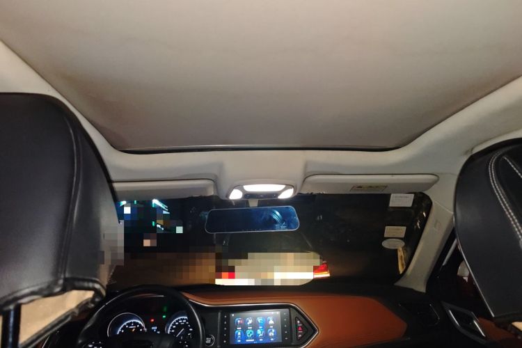Used Zotye T300 2017 1.5L Manual Luxury Model Headliner