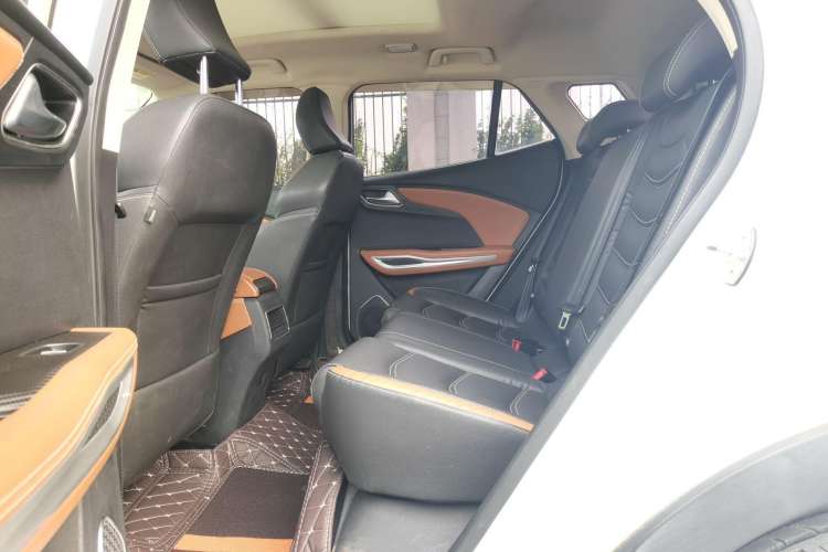 Used Zotye T300 2017 1.5L Manual Luxury Model Interior 1