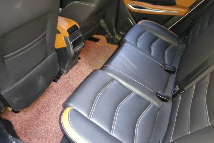 Used Zotye T300 2017 1.5T CVT Luxury Model Interior 4