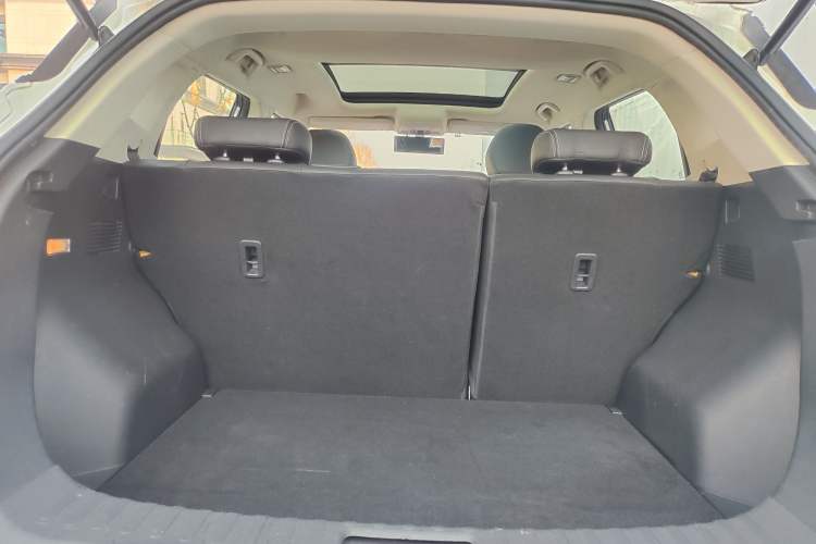 Used Zotye T300 2017 1.5L Manual Luxury Model Interior 5