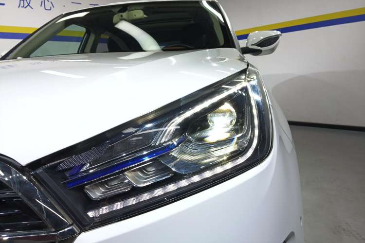 Used Zotye T300 2017 1.5T CVT Luxury Model Left Front Headlight