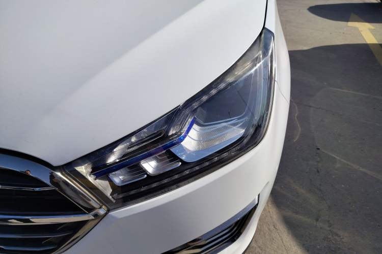 Used Zotye T300 2017 1.5T CVT Luxury Model Left Front Headlight