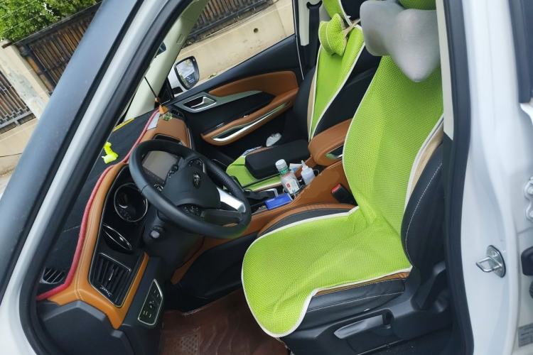Used Zotye T300 2017 1.5T CVT Luxury Model Left Front Seat