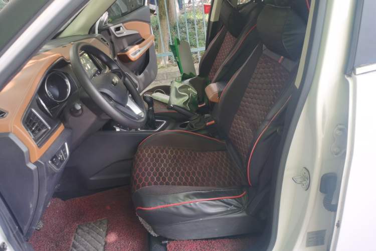 Used Zotye T300 2017 1.5L Manual Elite Model Left Front Seat