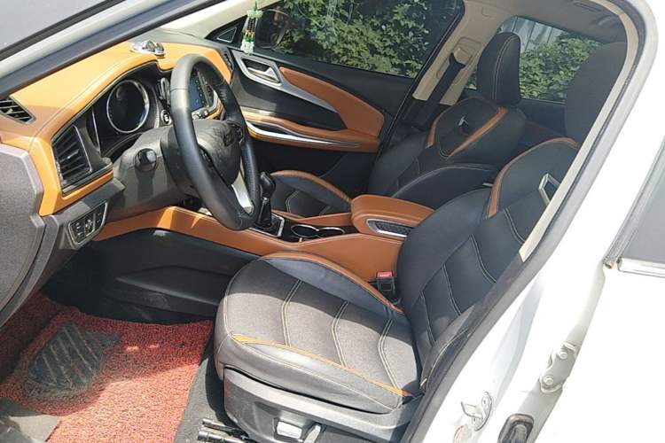 Used Zotye T300 2017 1.5L Manual Luxury Model Left Front Seat