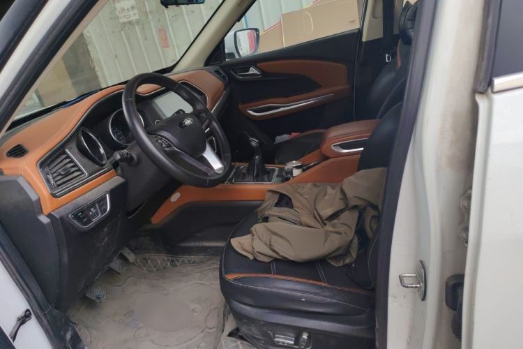 Used Zotye T300 2017 1.5L Manual Elite Model Left Front Seat