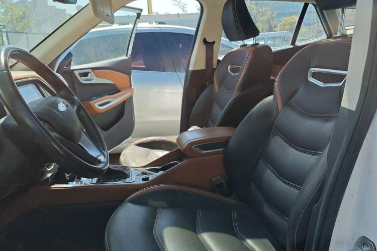 Used Zotye T300 2017 1.5T CVT Luxury Model Left Front Seat