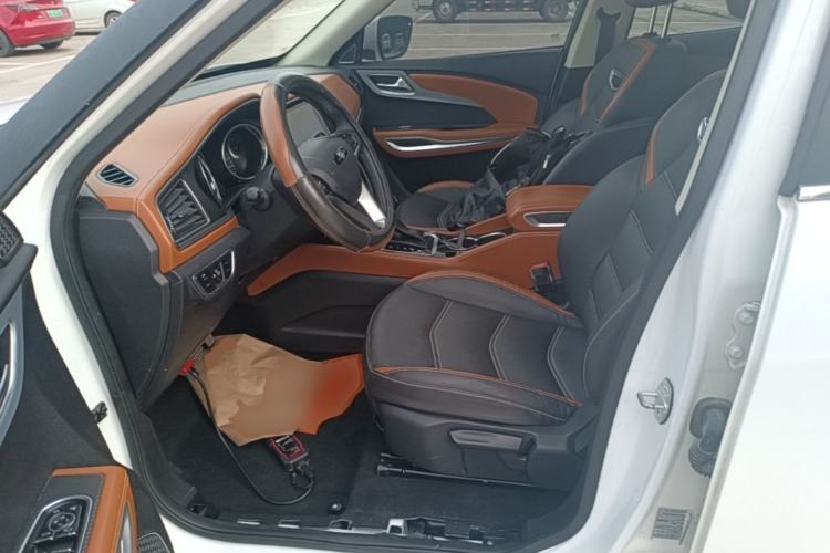 Used Zotye T300 2017 1.5T CVT Luxury Model Left Front Seat