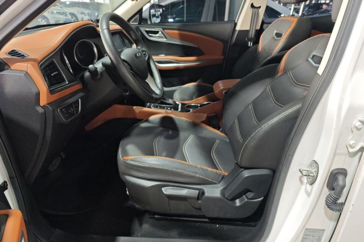Used Zotye T300 2017 1.5T CVT Luxury Model Left Front Seat