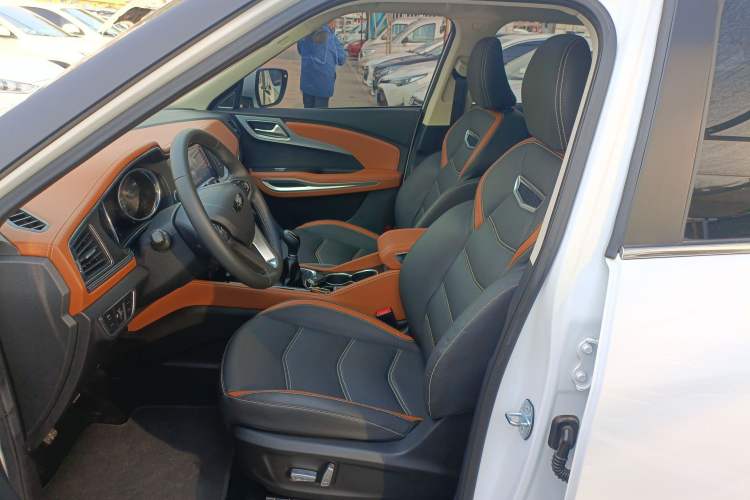 Used Zotye T300 2017 1.5L Manual Luxury Model Left Front Seat