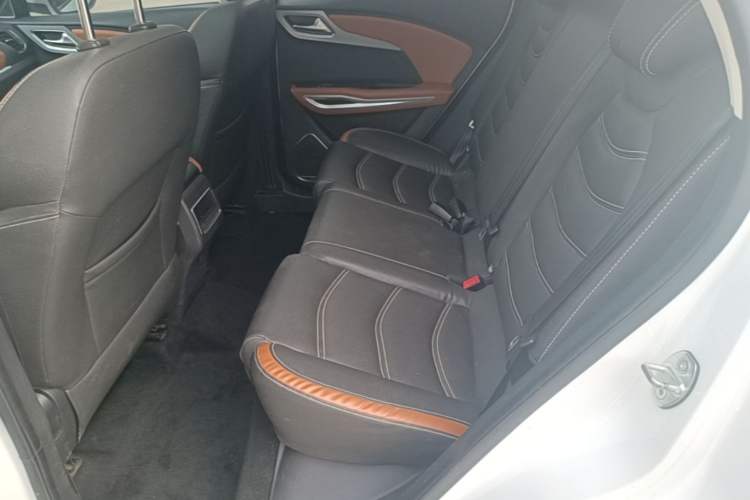Used Zotye T300 2017 1.5T CVT Luxury Model Left Rear Seat