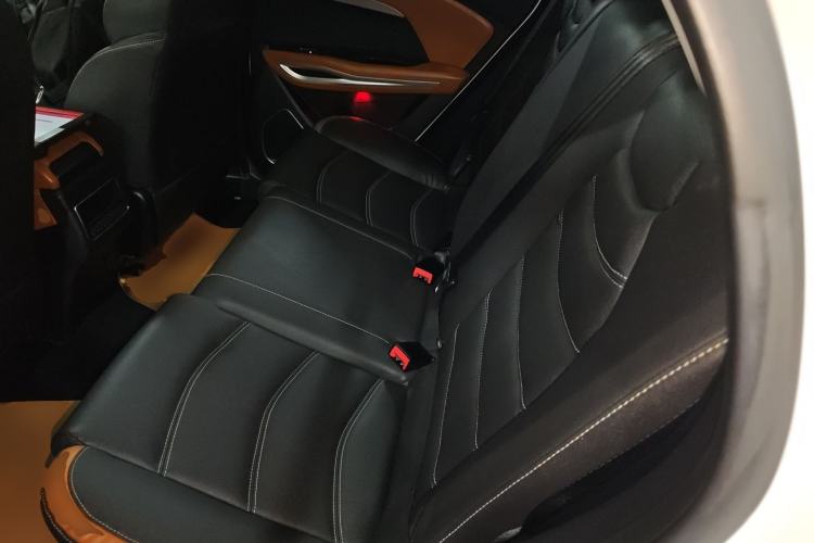 Used Zotye T300 2017 1.5T CVT Luxury Model Left Rear Seat