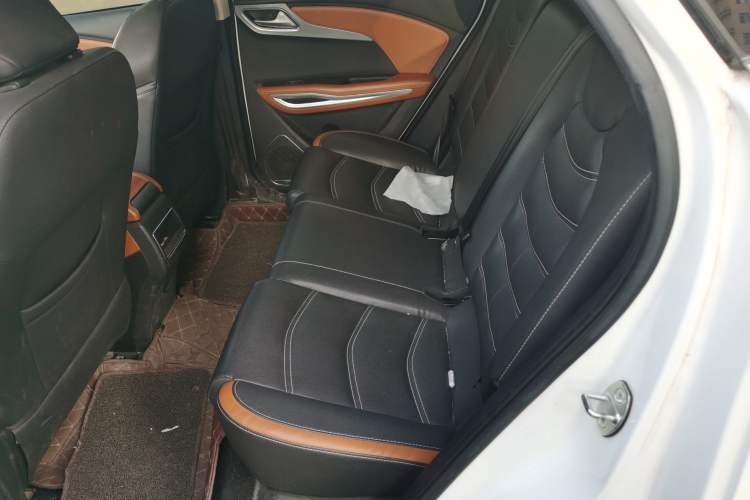 Used Zotye T300 2017 1.5T CVT Luxury Model Left Rear Seat