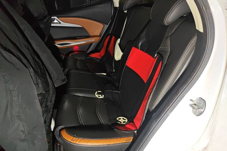 Used Zotye T300 2017 1.5T CVT Luxury Model Left Rear Seat