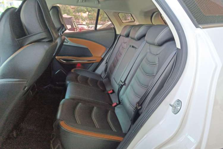 Used Zotye T300 2017 1.5T CVT Flagship Model Left Rear Seat