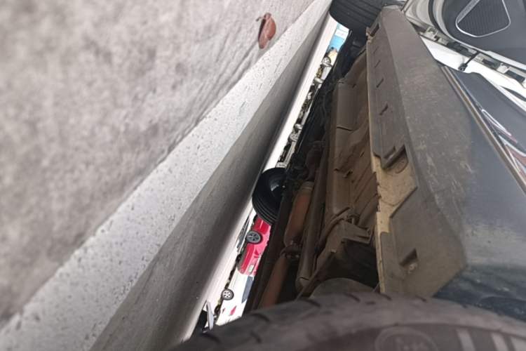 Used Zotye T300 2017 1.5T CVT Luxury Model Left Side Sill