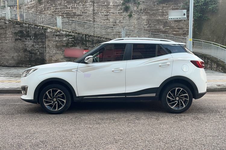 Used Zotye T300 2017 1.5L Manual Luxury Model Left Side
