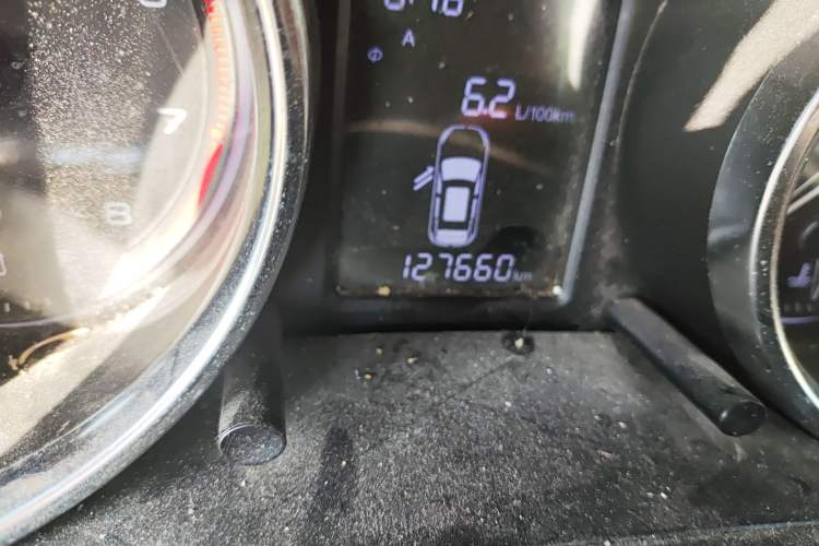 Used Zotye T300 2017 1.5L Manual Elite Model Odometer Close Up