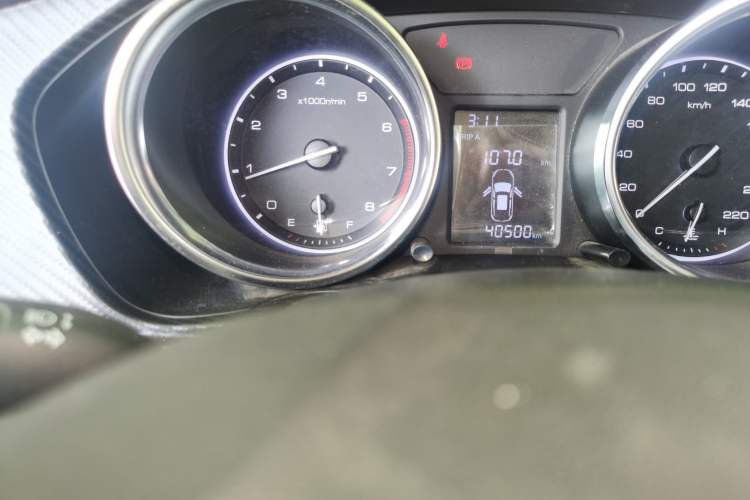 Used Zotye T300 2017 1.5L Manual Elite Model Odometer Close Up