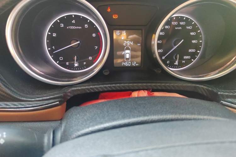Used Zotye T300 2017 1.5L Manual Luxury Model Odometer Close Up